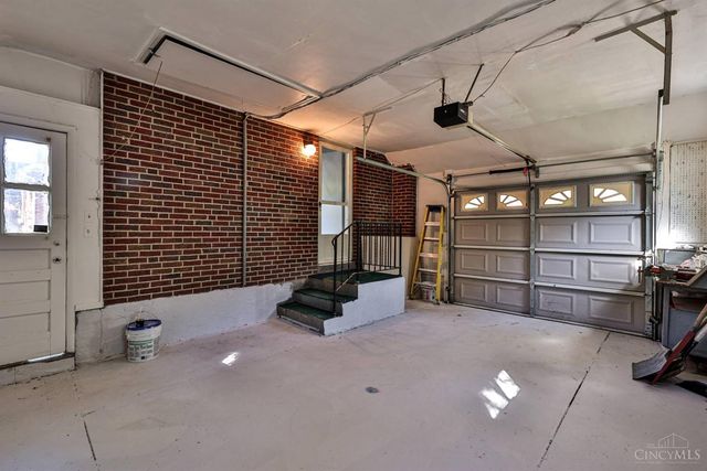 104 Waverly Avenue, Harrison Twp, OH 45405