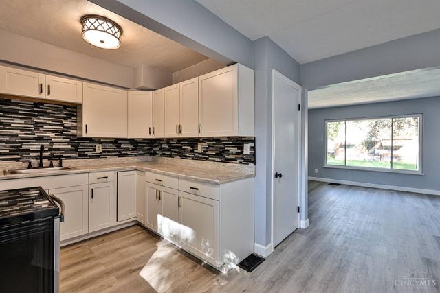 104 Waverly Avenue, Harrison Twp, OH 45405