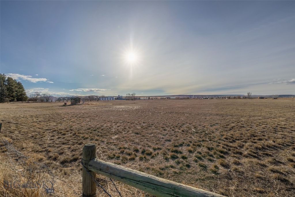 323 W Ivy Street, Three Forks, MT 59752 photo 3