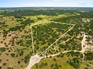 195 Buck Rabbit Road, Briggs, TX 78608
