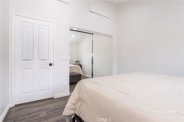 18347 Saticoy Street 35, Reseda, CA 91335