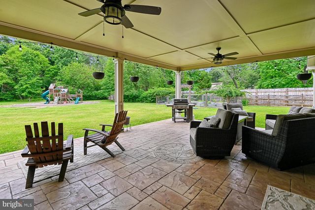 1438 BREWER NECK RD, Pasadena, MD 21122