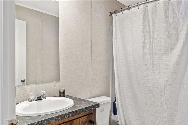 78 Lynn Lou Drive, Highgate, VT 05459