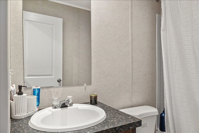 78 Lynn Lou Drive, Highgate, VT 05459