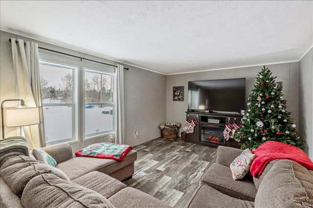 78 Lynn Lou Drive, Highgate, VT 05459