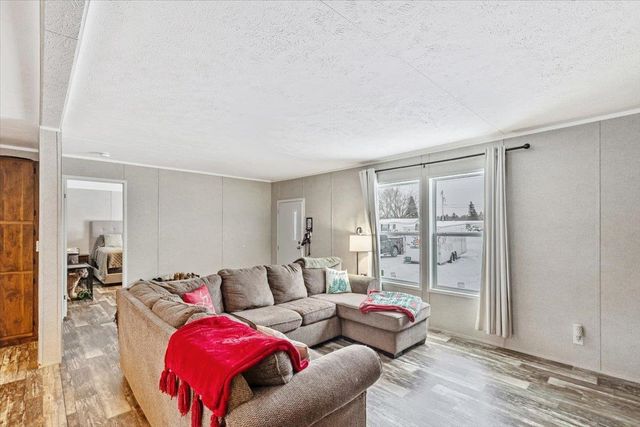 78 Lynn Lou Drive, Highgate, VT 05459