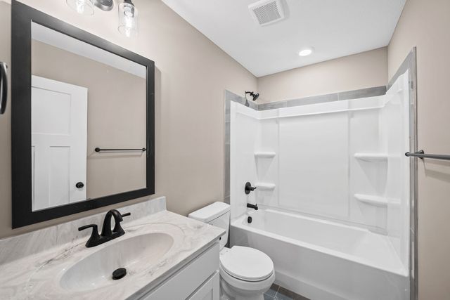 46 Echo Ridge, Oak Grove, KY 42262
