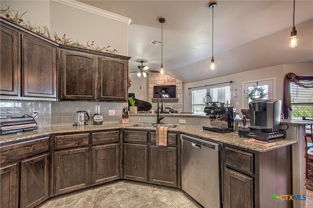 412 Dandridge Drive, Temple, TX 76592