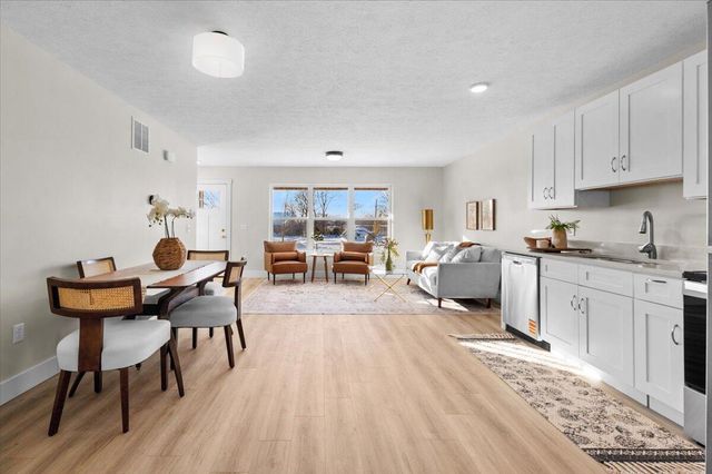 444 Pleasant Street, Grand Rapids, MI 49503