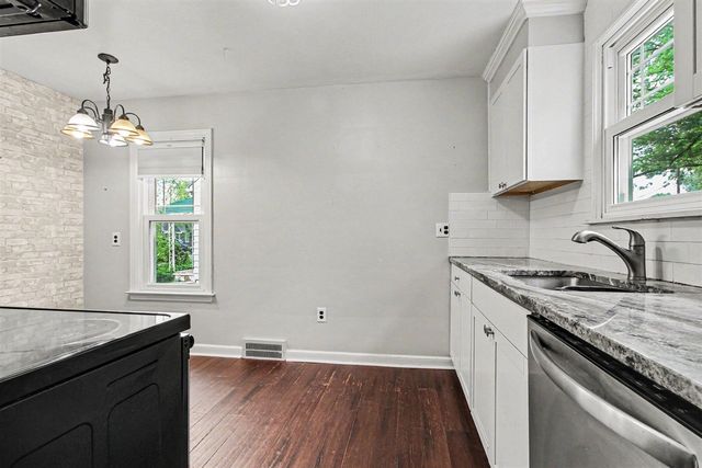 701 Auburn Street, Plymouth, MI 48170