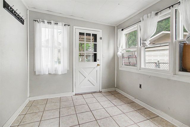 701 Auburn Street, Plymouth, MI 48170