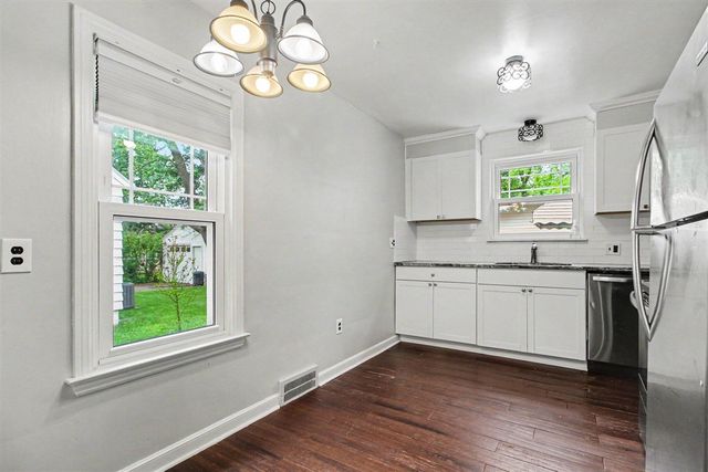 701 Auburn Street, Plymouth, MI 48170