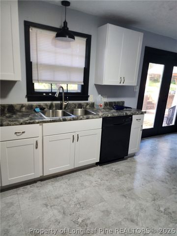 601 DASHLAND Drive, Fayetteville, NC 28303