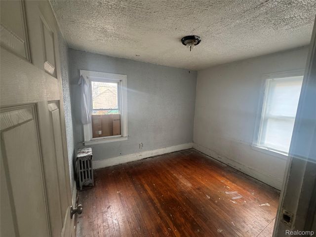 15416 Snowden Street, Detroit, MI 48227