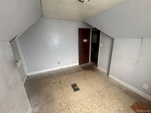 15416 Snowden Street, Detroit, MI 48227