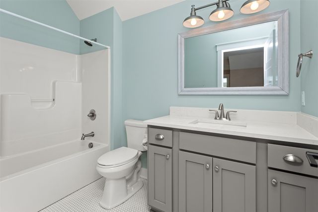 5247 Harvest Road, Ames, IA 50014