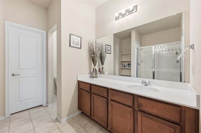 2020 Glen Hollow Drive, Lancaster, TX 75134