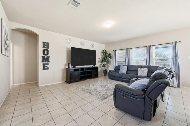 2020 Glen Hollow Drive, Lancaster, TX 75134