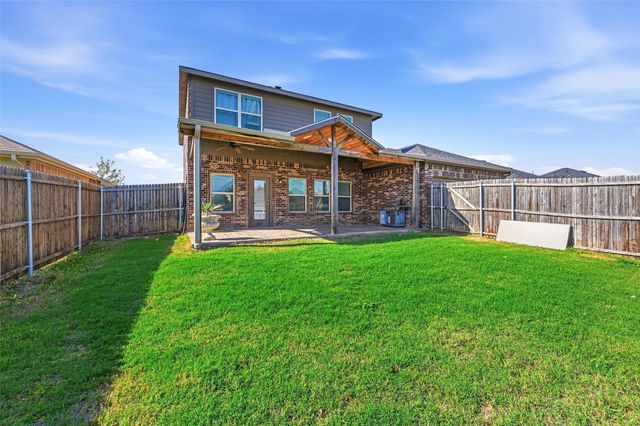 2020 Glen Hollow Drive, Lancaster, TX 75134
