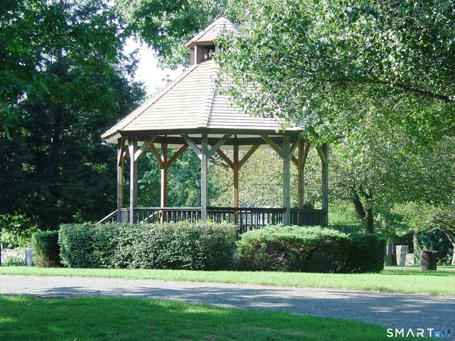 103 Cedar Lane, Ridgefield, CT 06877