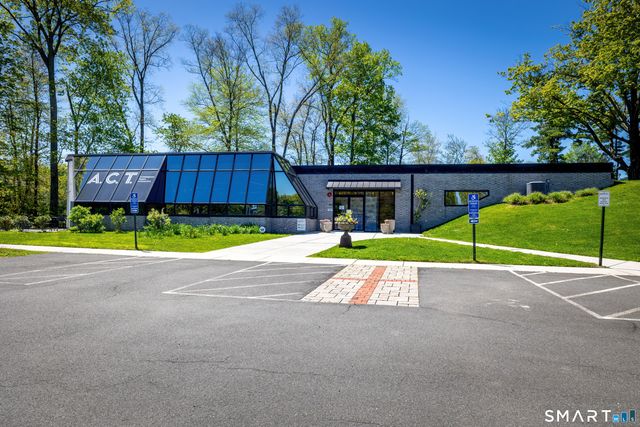 103 Cedar Lane, Ridgefield, CT 06877