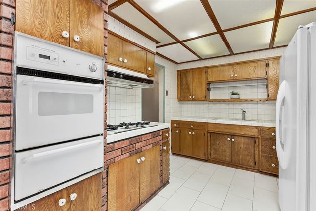 10721 Claremont Avenue, Bloomington, CA 92316