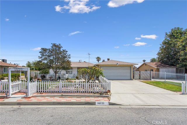 10721 Claremont Avenue, Bloomington, CA 92316