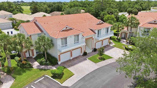 7325 FOUNTAIN PALM CIRCLE 7325, Bradenton, FL 34203