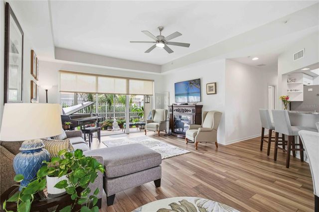 7325 FOUNTAIN PALM CIRCLE 7325, Bradenton, FL 34203