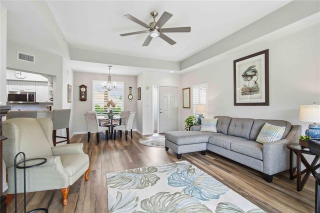 7325 FOUNTAIN PALM CIRCLE 7325, Bradenton, FL 34203
