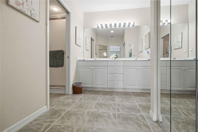 7325 FOUNTAIN PALM CIRCLE 7325, Bradenton, FL 34203