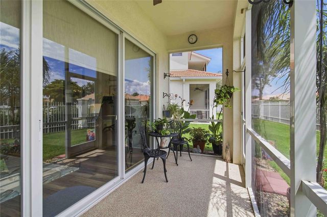 7325 FOUNTAIN PALM CIRCLE 7325, Bradenton, FL 34203