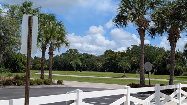 7325 FOUNTAIN PALM CIRCLE 7325, Bradenton, FL 34203