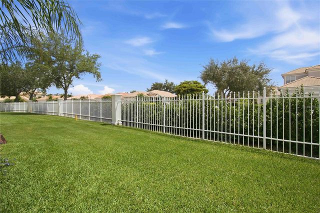 7325 FOUNTAIN PALM CIRCLE 7325, Bradenton, FL 34203