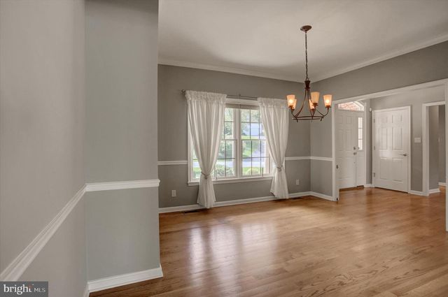 11067 WEATHERSTONE DR, Waynesboro, PA 17268