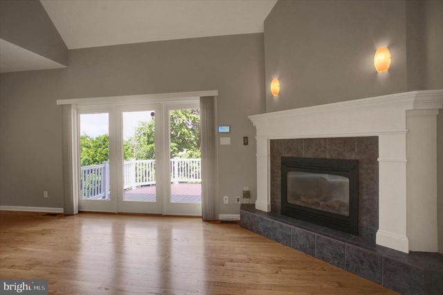 11067 WEATHERSTONE DR, Waynesboro, PA 17268