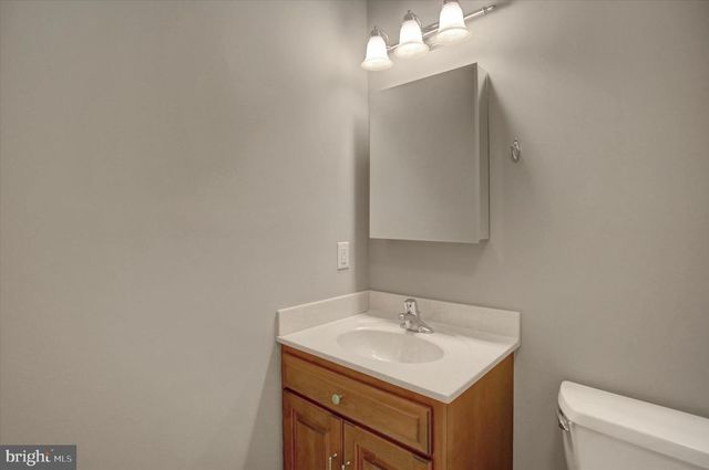 11067 WEATHERSTONE DR, Waynesboro, PA 17268