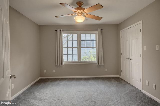 11067 WEATHERSTONE DR, Waynesboro, PA 17268
