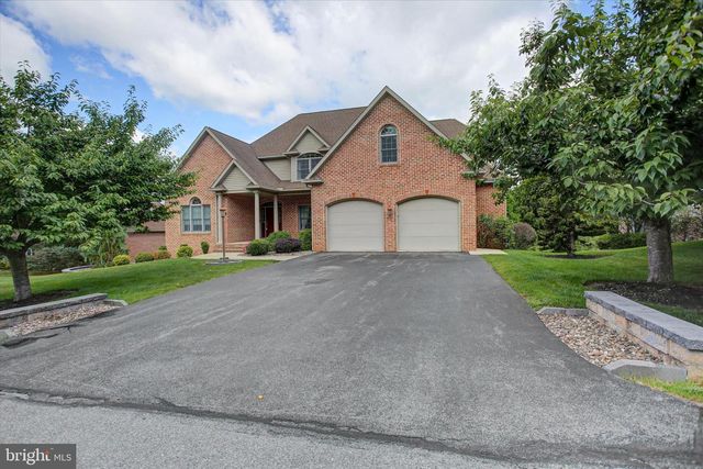 11067 WEATHERSTONE DR, Waynesboro, PA 17268