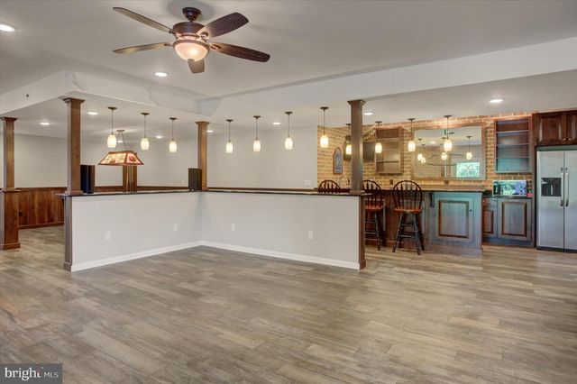 11067 WEATHERSTONE DR, Waynesboro, PA 17268