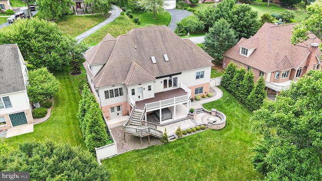 11067 WEATHERSTONE DR, Waynesboro, PA 17268
