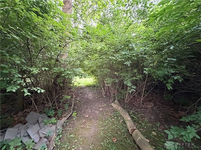 6276 Salem Avenue, Clayton, OH 45315