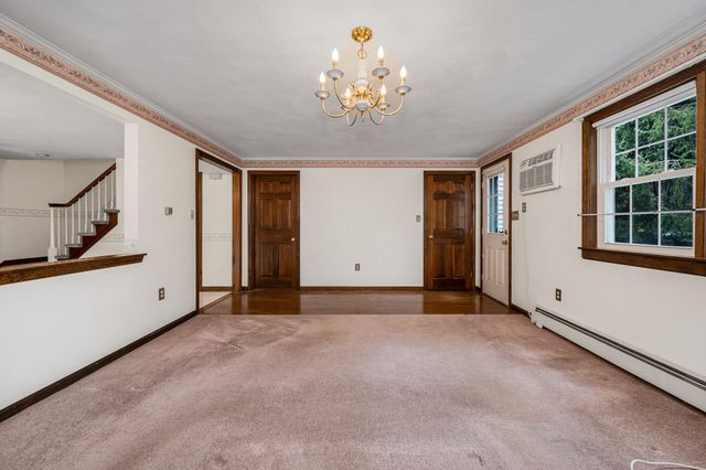 25 Oak St D, Methuen, MA 01844