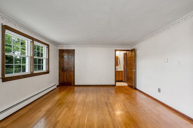 25 Oak St D, Methuen, MA 01844