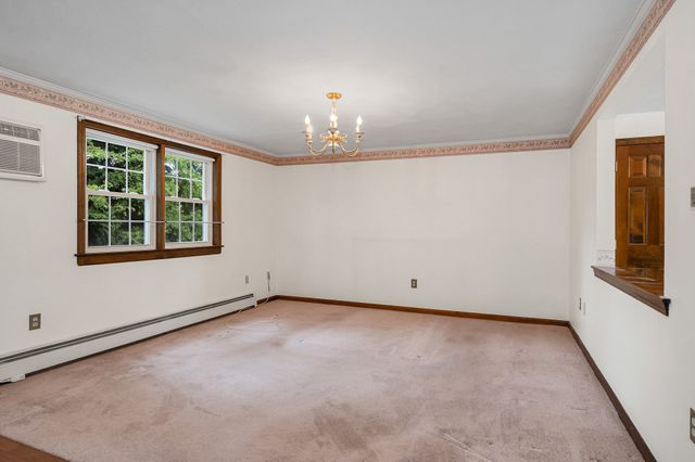 25 Oak St D, Methuen, MA 01844