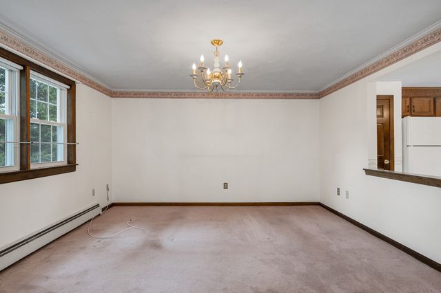 25 Oak St D, Methuen, MA 01844