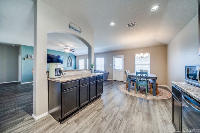 7211 marina del rey, Converse, TX 78109