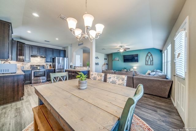 7211 marina del rey, Converse, TX 78109