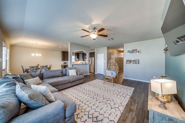 7211 marina del rey, Converse, TX 78109