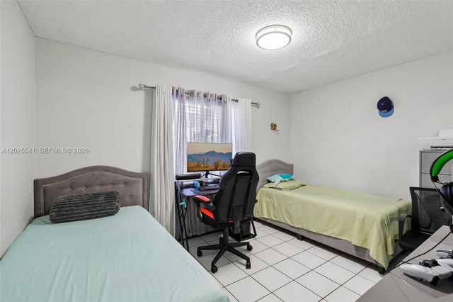 6041 W 24th Avenue B103, Hialeah, FL 33016